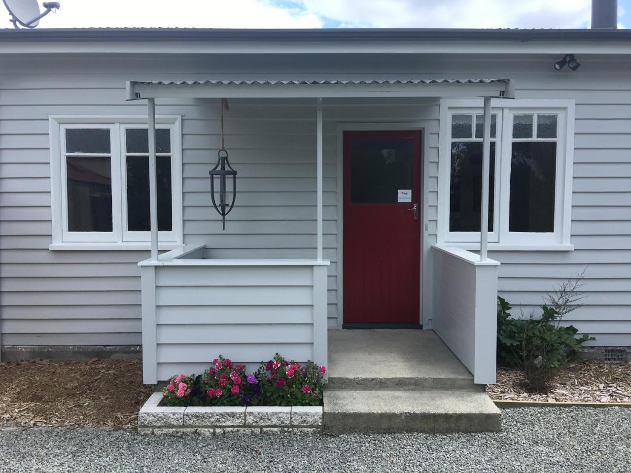 Central Cottage Geraldine Bagian luar foto